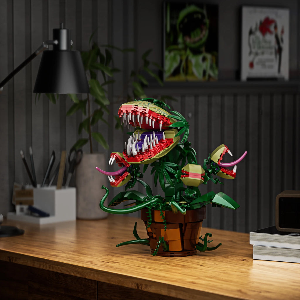 Piranha Plant Audrey II 2 Building Blocks Set Horrors Flower Shop Decoration (629PCS)